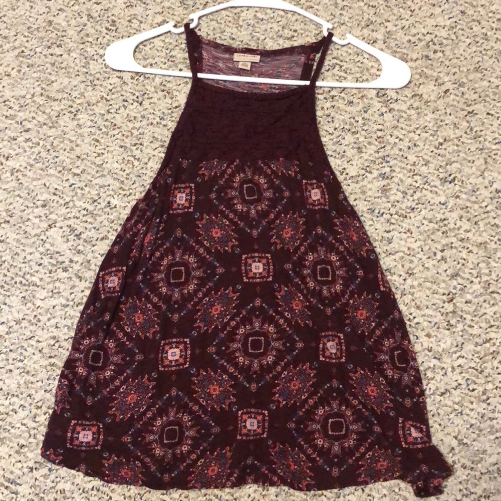 maroon patterned tank top